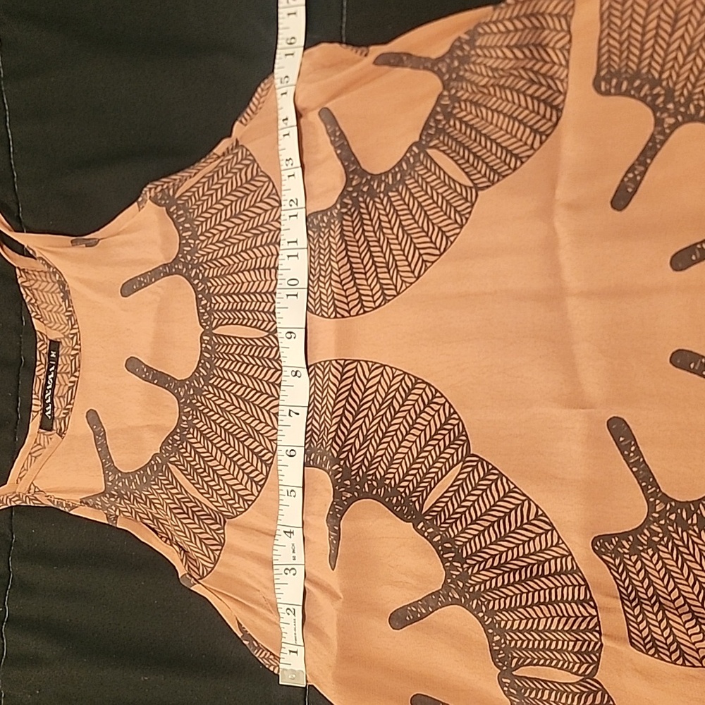 MANAOLA Hawaiian PEAHI fan Tank Top - Picture 10 of 11